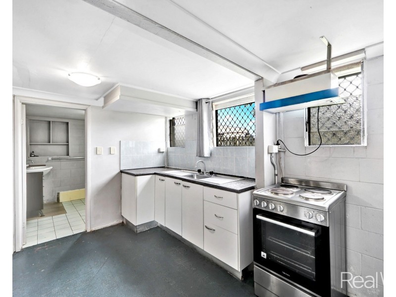 7 Cross Street, Bundaberg East QLD 4670