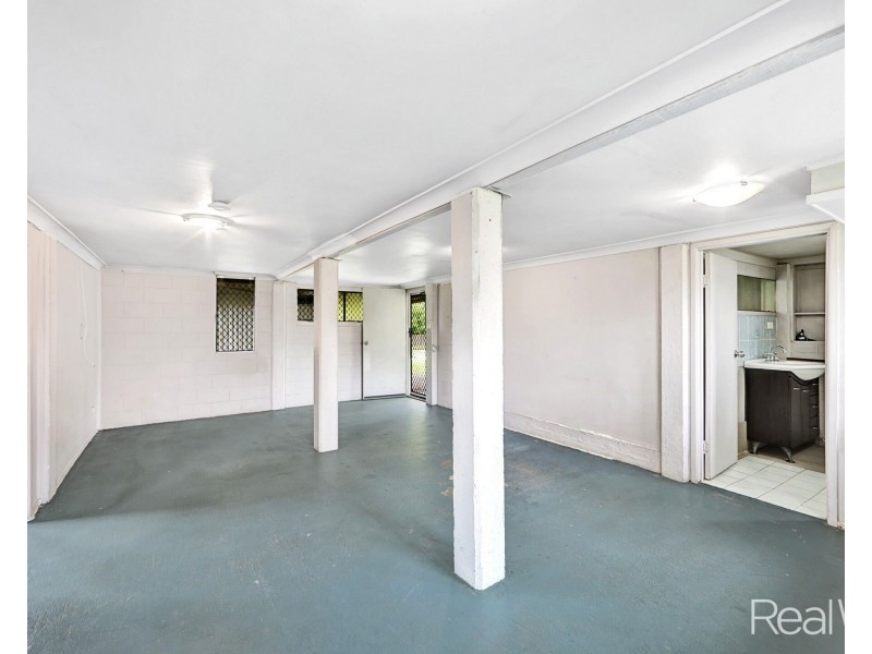 7 Cross Street, Bundaberg East QLD 4670