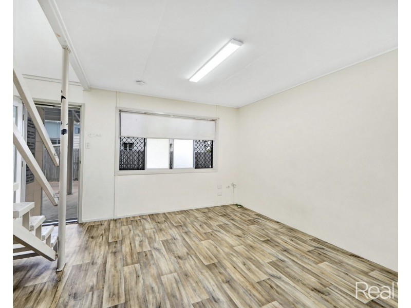 2/41 Walker Street, Bundaberg South QLD 4670