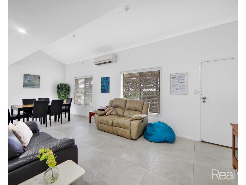 2 Cypress Street, Avoca QLD 4670