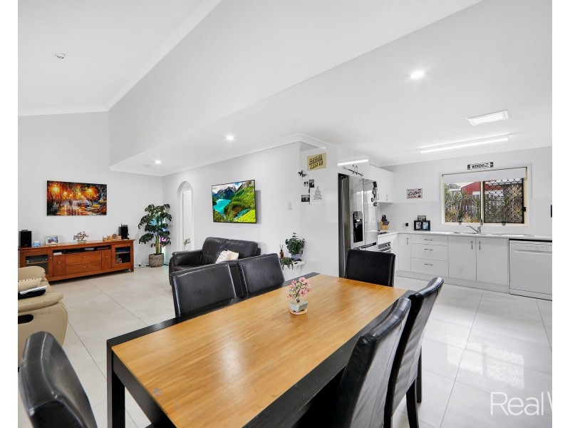 2 Cypress Street, Avoca QLD 4670