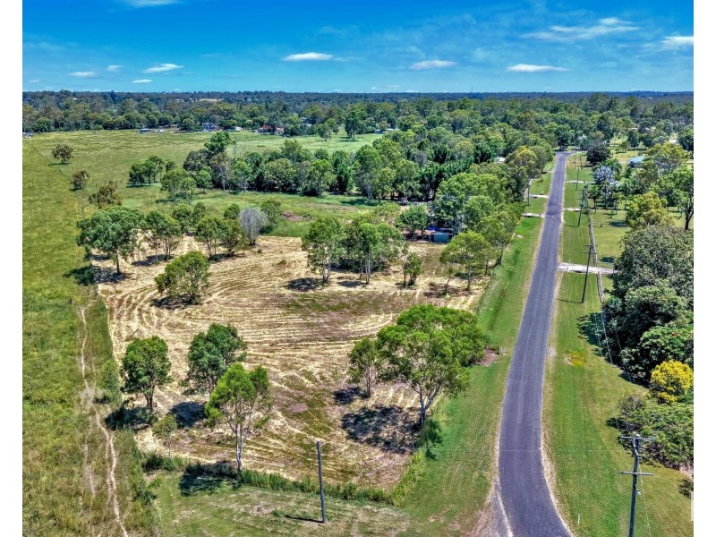 3 Drury Street, Sharon QLD 4670