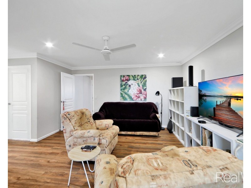 16 Mary Fox Street, Innes Park QLD 4670