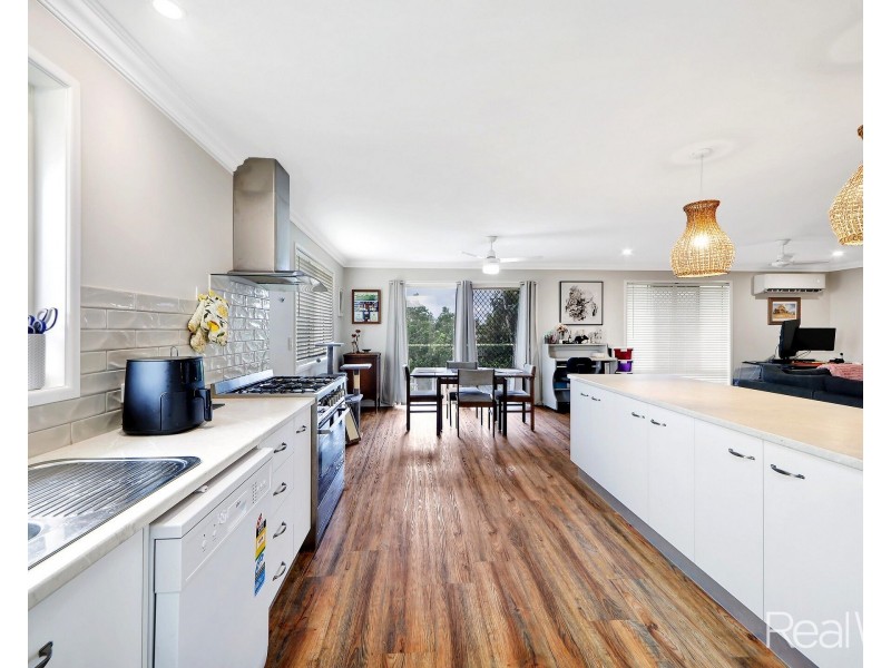 16 Mary Fox Street, Innes Park QLD 4670