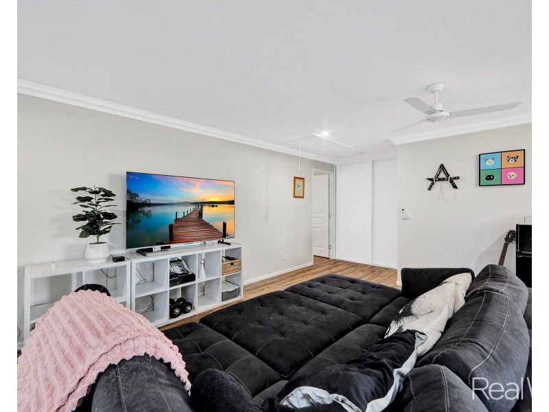 16 Mary Fox Street, Innes Park QLD 4670