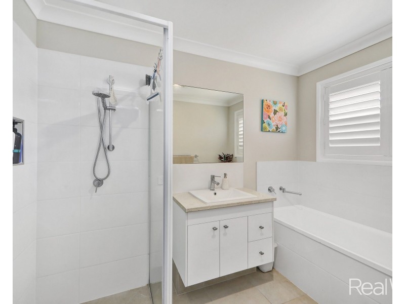16 Mary Fox Street, Innes Park QLD 4670