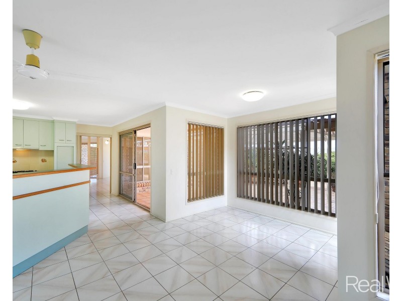 2 Liandra Street, Avoca QLD 4670