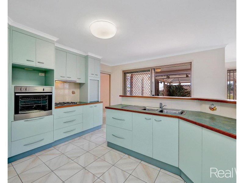 2 Liandra Street, Avoca QLD 4670