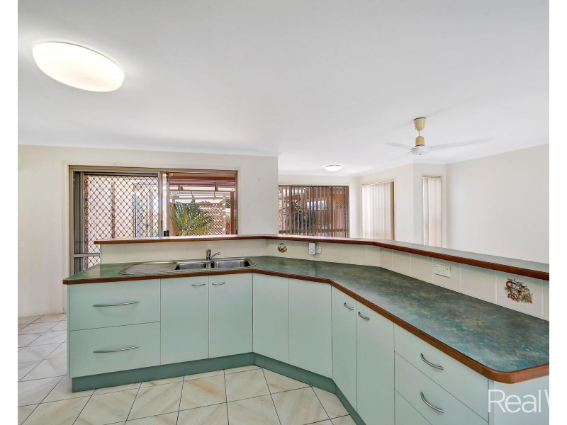 2 Liandra Street, Avoca QLD 4670