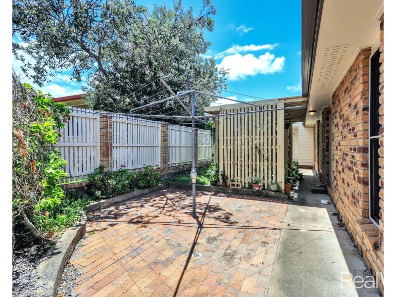 2 Liandra Street, Avoca QLD 4670