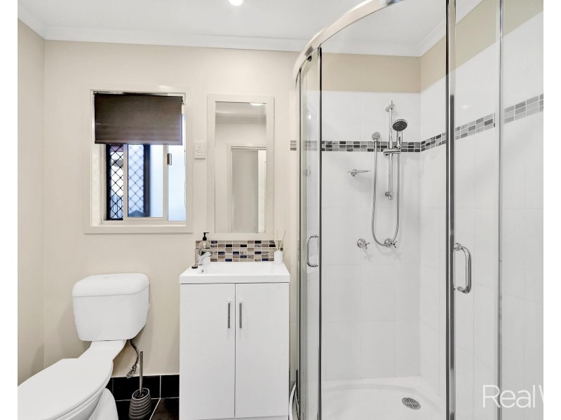 14 Schoch Street, Avenell Heights QLD 4670