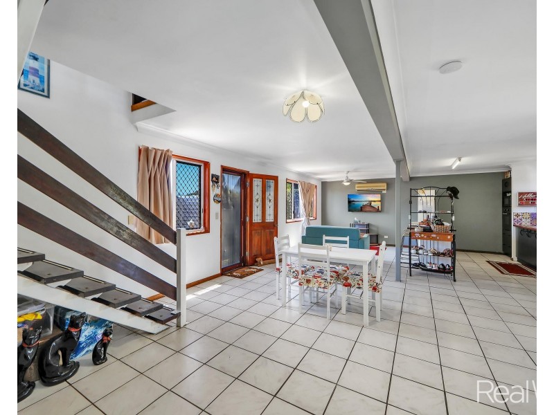 47 Ocean Street, Burnett Heads QLD 4670