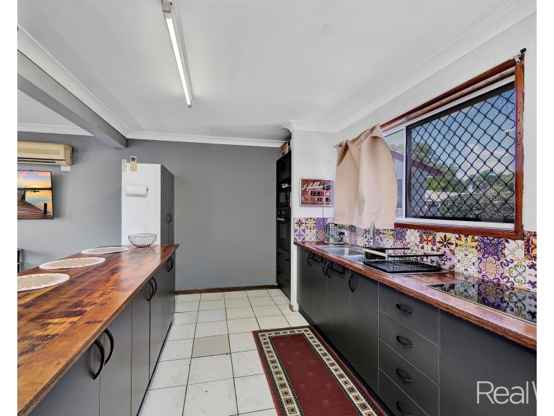 47 Ocean Street, Burnett Heads QLD 4670