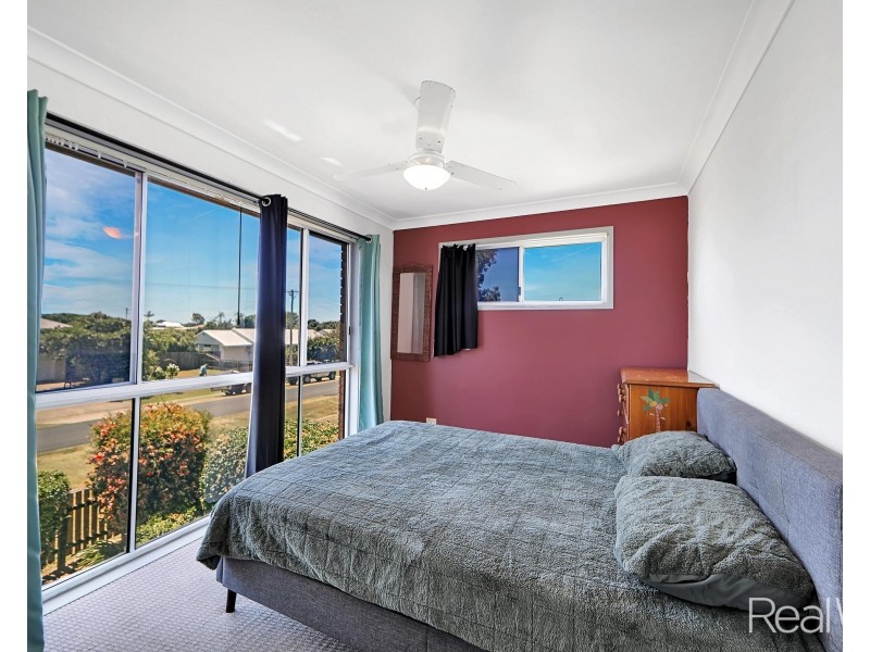 47 Ocean Street, Burnett Heads QLD 4670