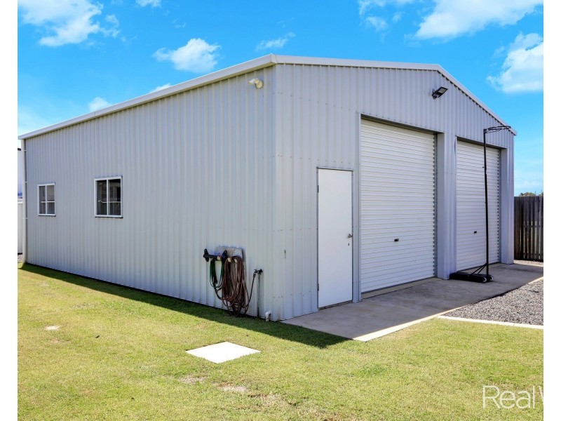70 Shelley Street, Burnett Heads QLD 4670