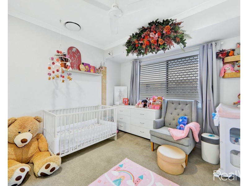 70 Shelley Street, Burnett Heads QLD 4670