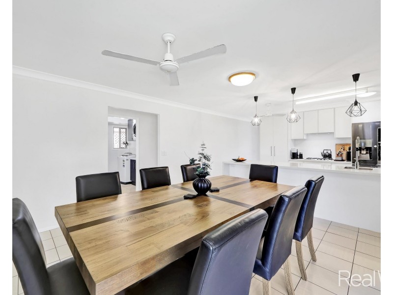 11 Murray Court, Kalkie QLD 4670