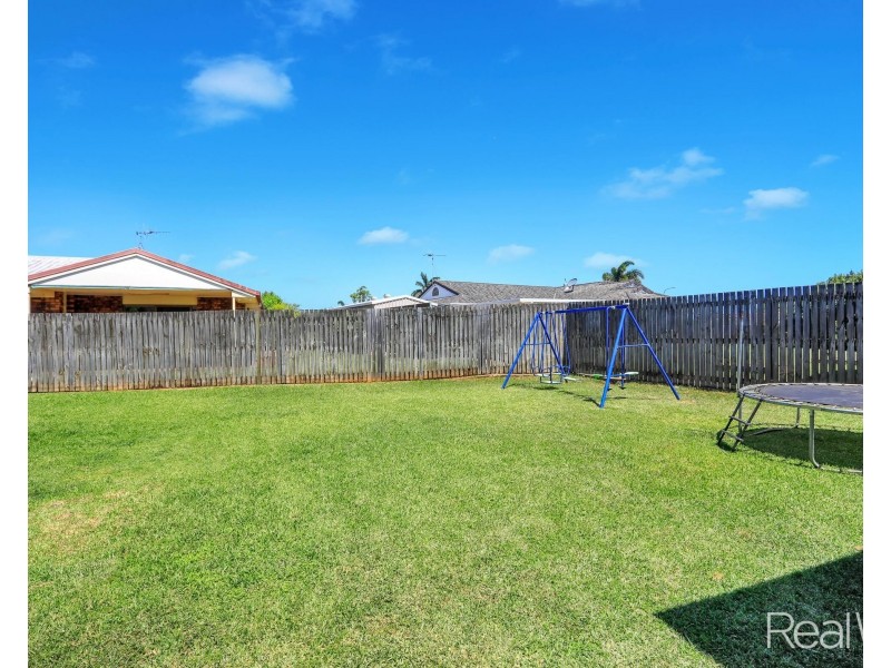 11 Murray Court, Kalkie QLD 4670