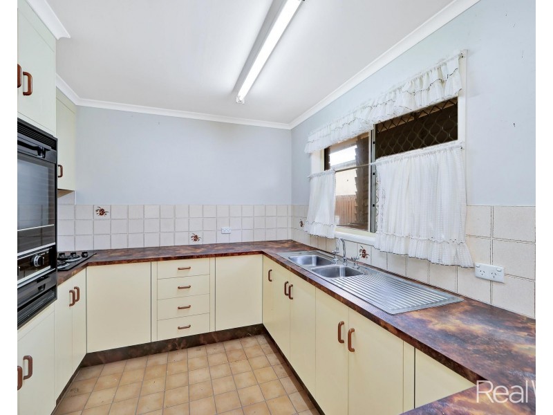 1 Glover Street, Kepnock QLD 4670