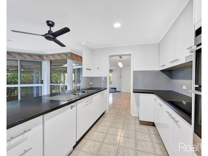 284 Avoca Road, Avoca QLD 4670