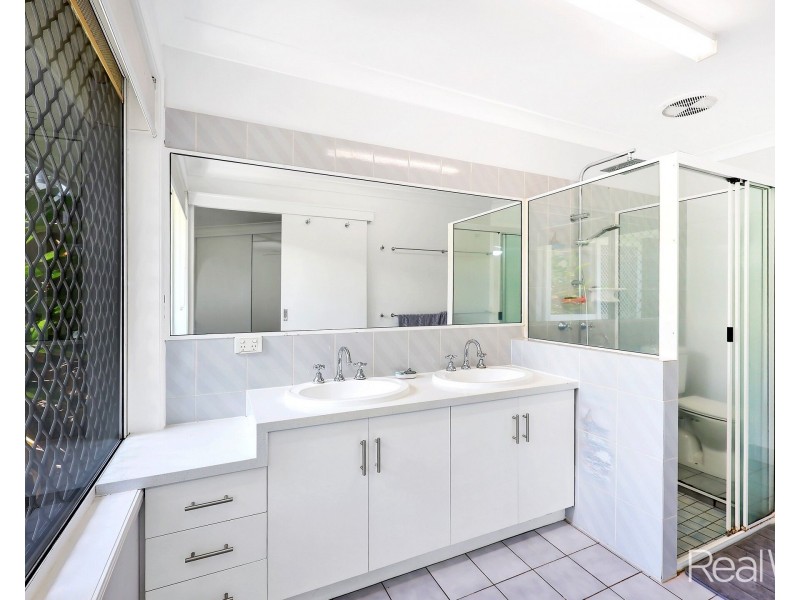 284 Avoca Road, Avoca QLD 4670