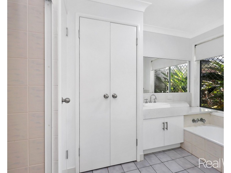 284 Avoca Road, Avoca QLD 4670