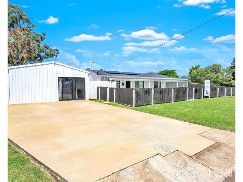 73 Dawn Parade, Thabeban QLD 4670
