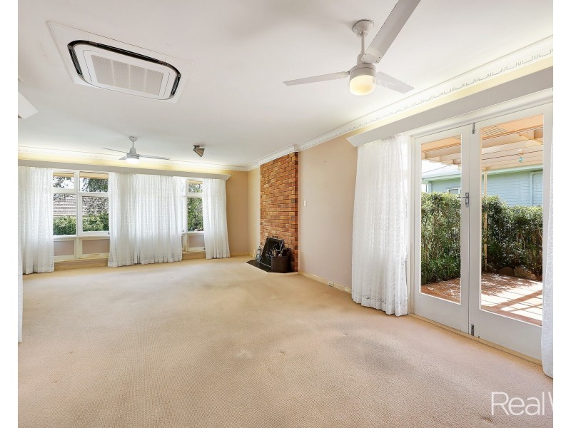 190 Walker Street, Svensson Heights QLD 4670