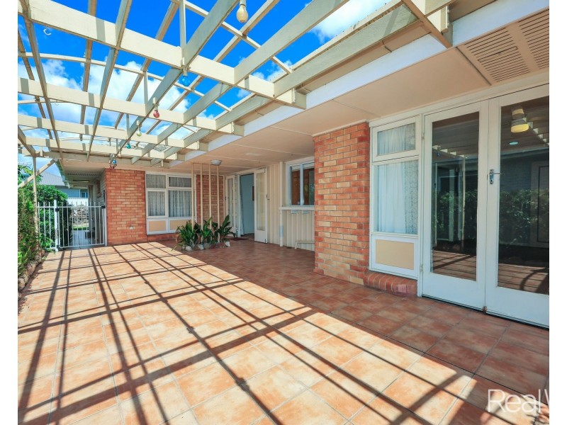 190 Walker Street, Svensson Heights QLD 4670