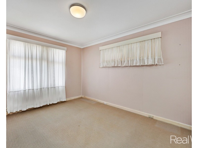 190 Walker Street, Svensson Heights QLD 4670