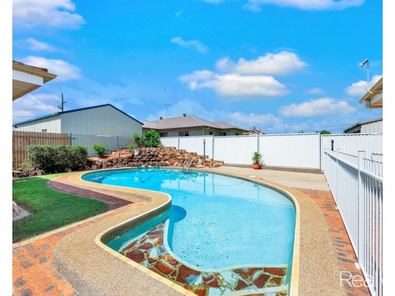 190 Walker Street, Svensson Heights QLD 4670