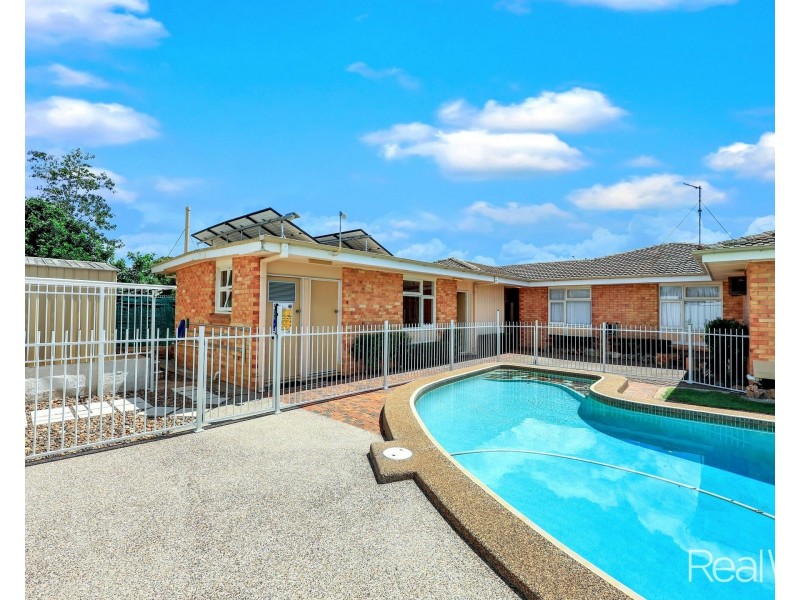 190 Walker Street, Svensson Heights QLD 4670