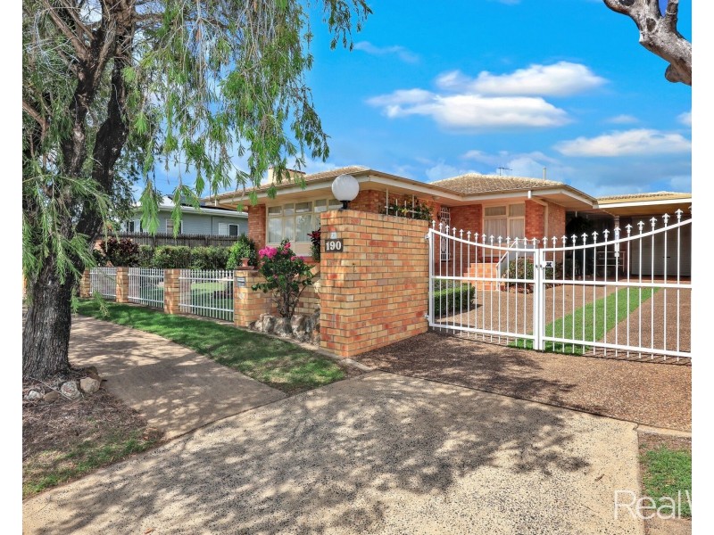 190 Walker Street, Svensson Heights QLD 4670