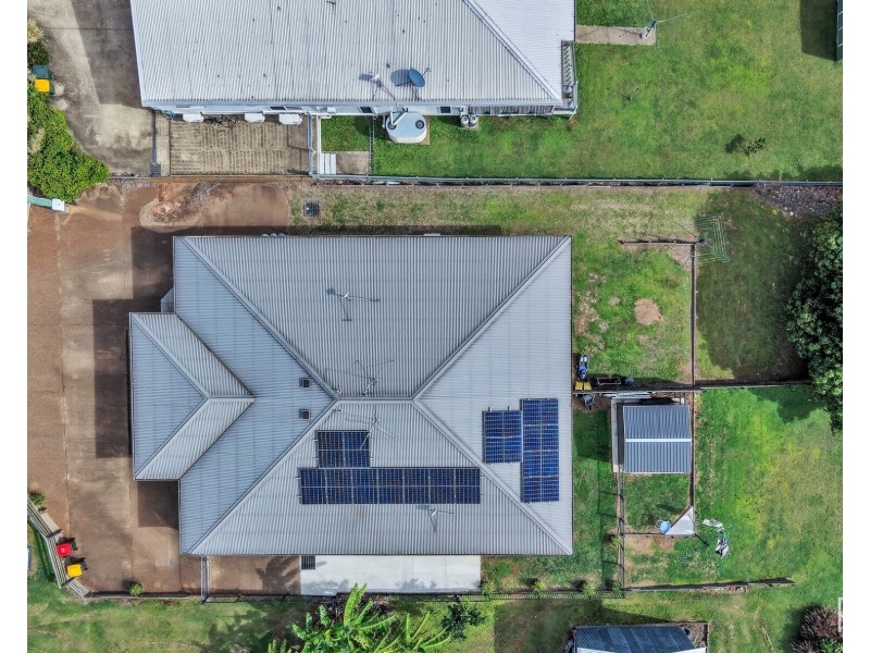 1/4 William Street, Gin Gin QLD 4671