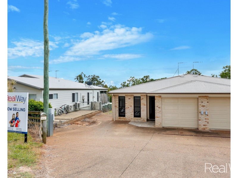 1/4 William Street, Gin Gin QLD 4671