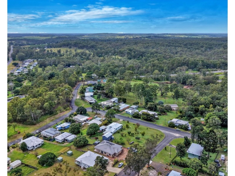 1/4 William Street, Gin Gin QLD 4671