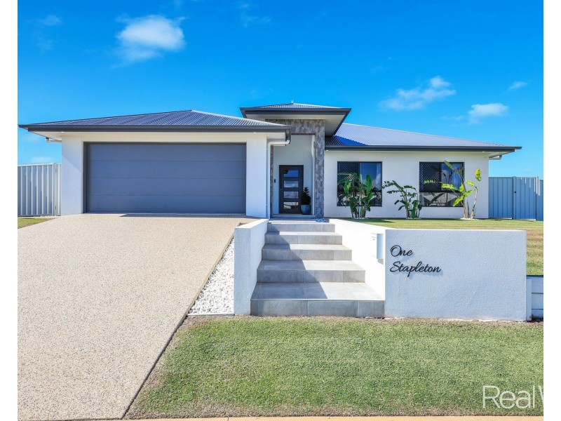 1 Stapelton Avenue, Innes Park QLD 4670