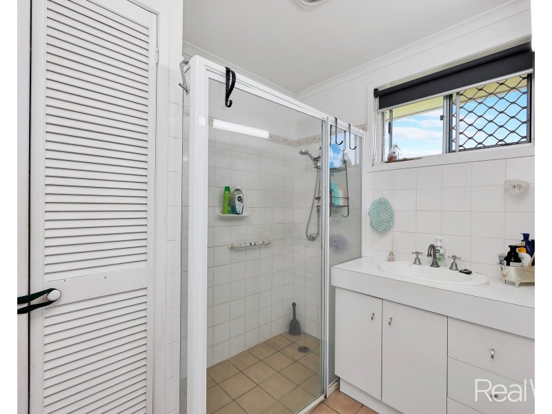 19 Newhaven Court, Avoca QLD 4670