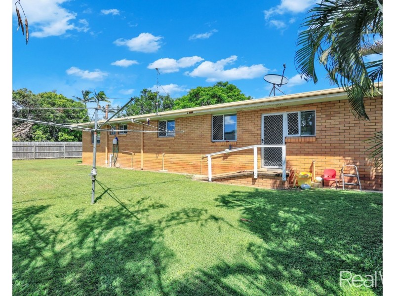 19 Newhaven Court, Avoca QLD 4670