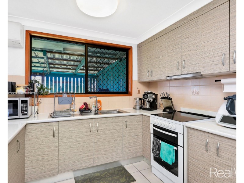 35 Greenwood Street, Kepnock QLD 4670