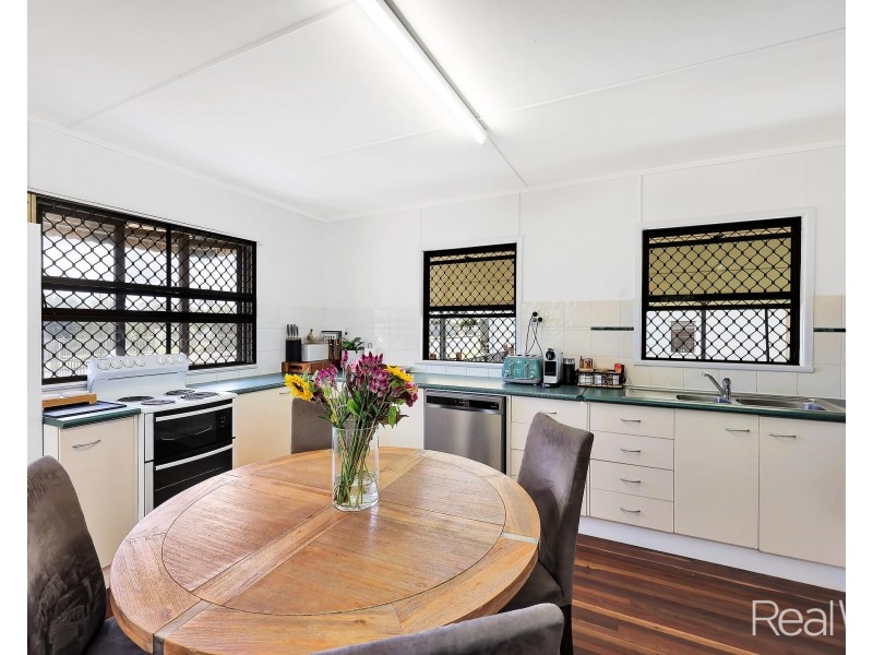 9 Page Street, Svensson Heights QLD 4670