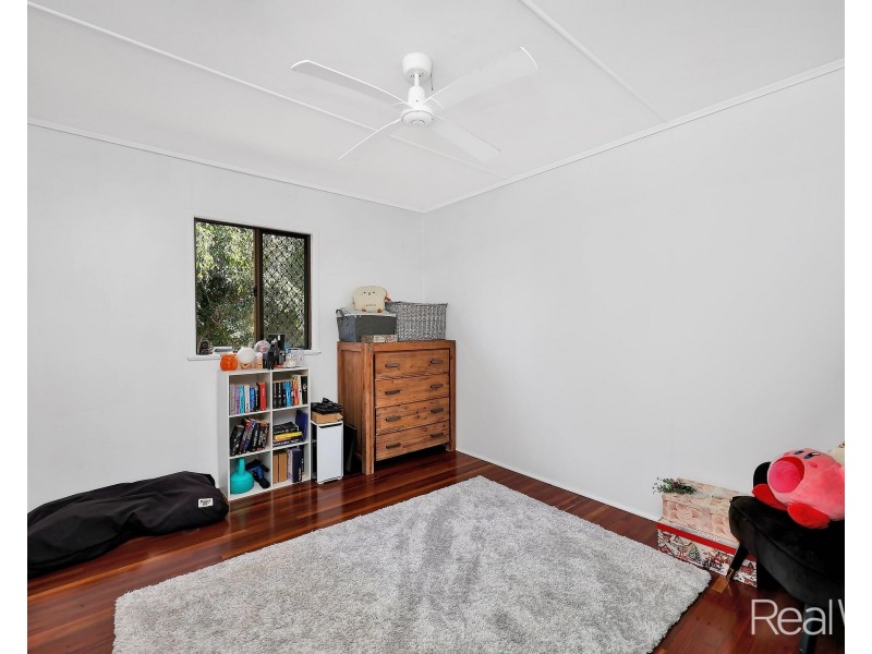 9 Page Street, Svensson Heights QLD 4670