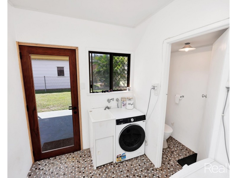 9 Page Street, Svensson Heights QLD 4670