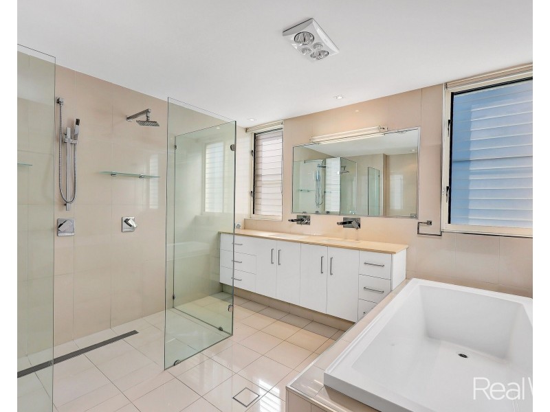 5/13 Esplande, Bargara QLD 4670