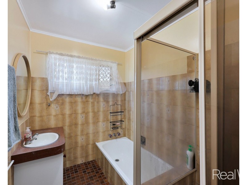 11 Greathead Road, Kepnock QLD 4670