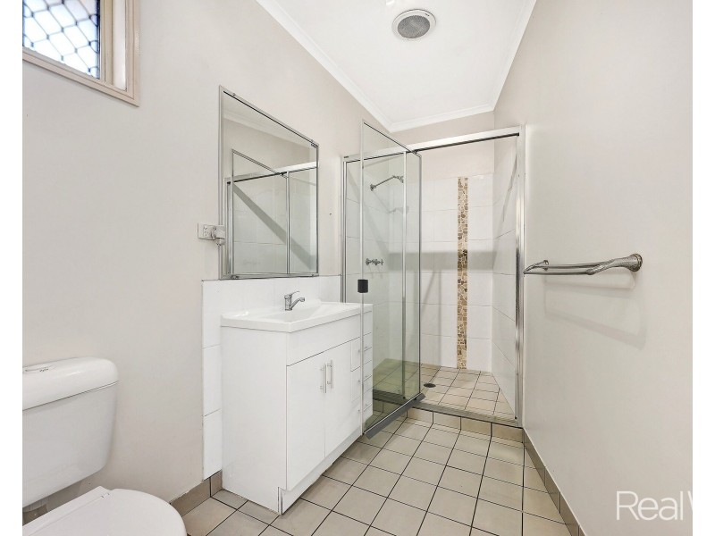 6 Carswell Street, Kepnock QLD 4670