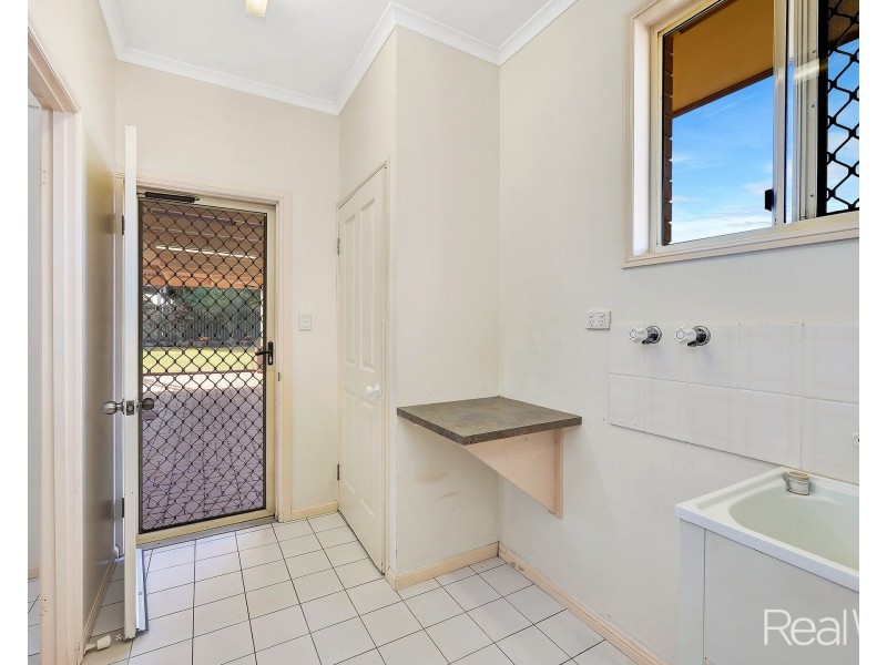 6 Carswell Street, Kepnock QLD 4670