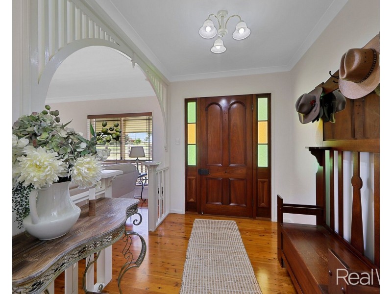 117 FE Walker Street, Kepnock QLD 4670
