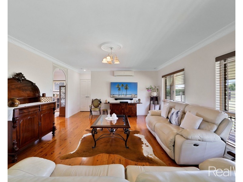 117 FE Walker Street, Kepnock QLD 4670