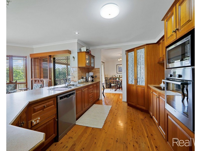 117 FE Walker Street, Kepnock QLD 4670